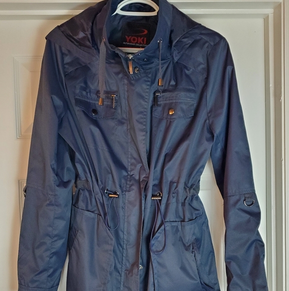 Jacket - Picture 2 of 5